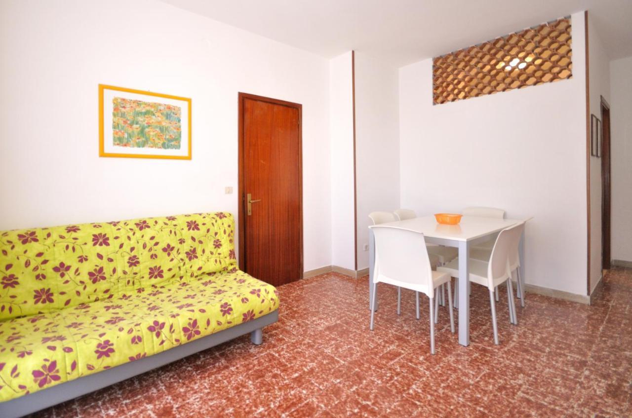 Condominio Malta Бибионе Экстерьер фото