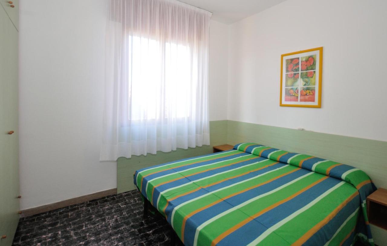 Condominio Malta Бибионе Экстерьер фото